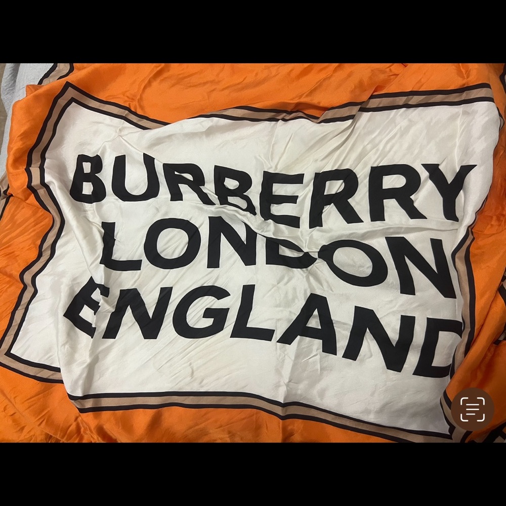 Burberry scarf